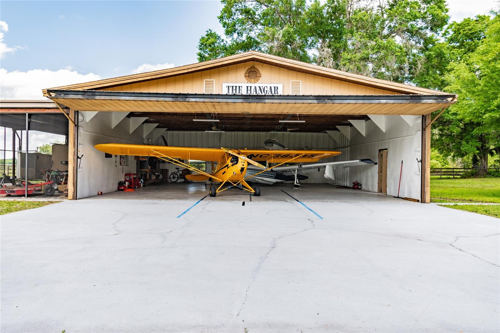 34 Acre Airstrip For Sale in Lakeland, FL $3,499,900 34 Acre Airstrip For Sale in Lakeland, FL $3,499,900