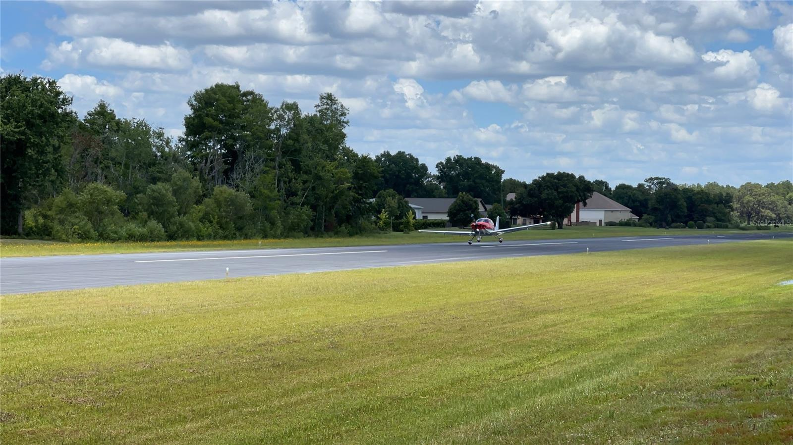 Private Fully Operational Airport - 3700' Paved Runway - Pasco County, FL $9,900,000 Private Fully Operational Airport - 3700' Paved Runway - Pasco County, FL $9,900,000